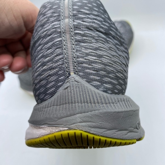 Nike Zoom Winflo 5 Shoes Running Training Sneakers AV8011-011, Men's Size 11 - Picture 11 of 13